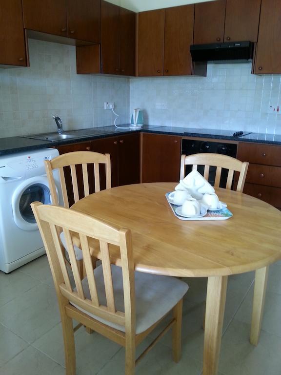 Byreva Apartments Пафос Номер фото