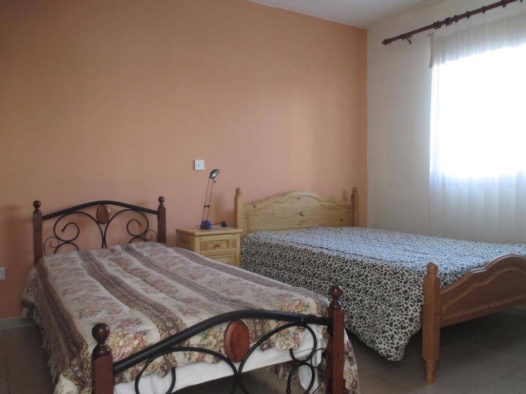 Byreva Apartments Пафос Номер фото
