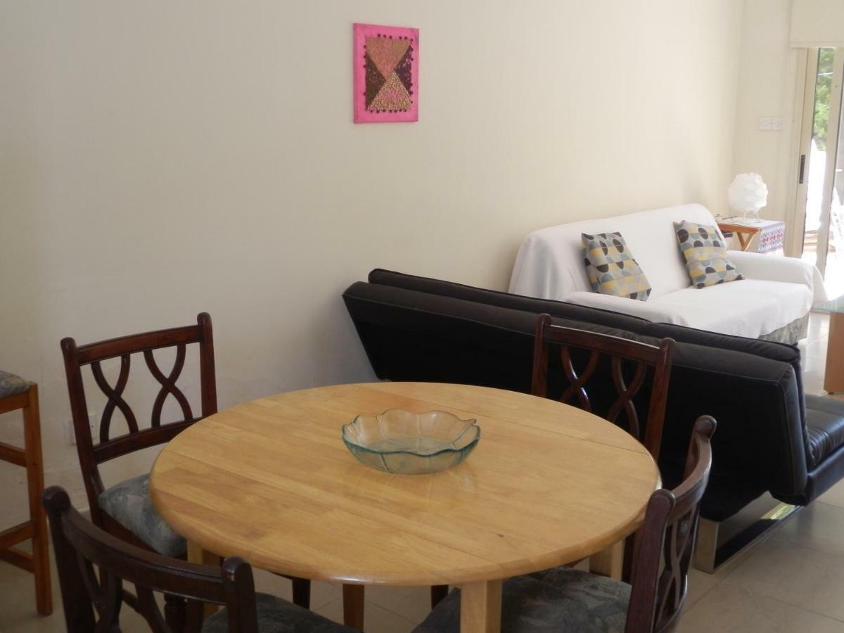 Byreva Apartments Пафос Экстерьер фото
